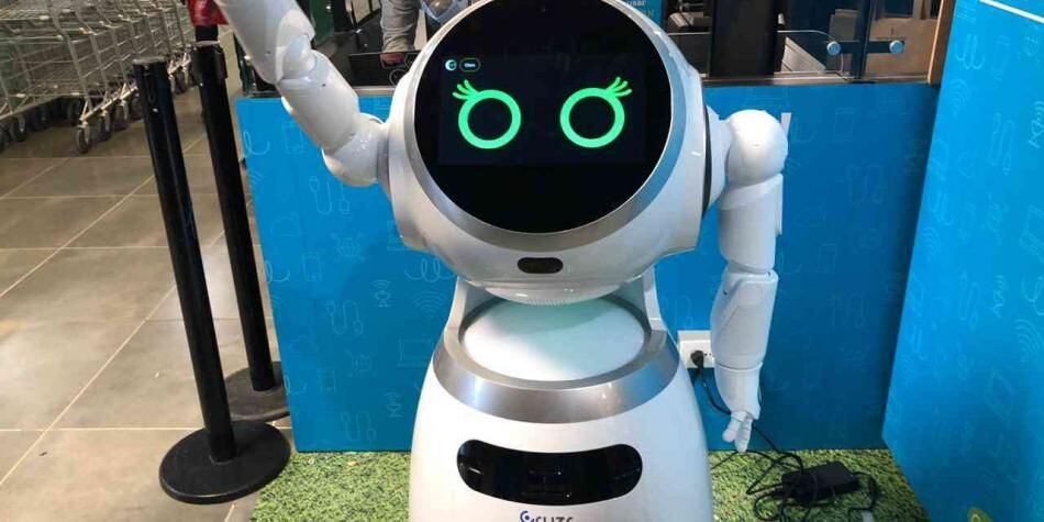 La asistente robot Lú del supermercado de Carulla en Bogotá - crédito Carulla