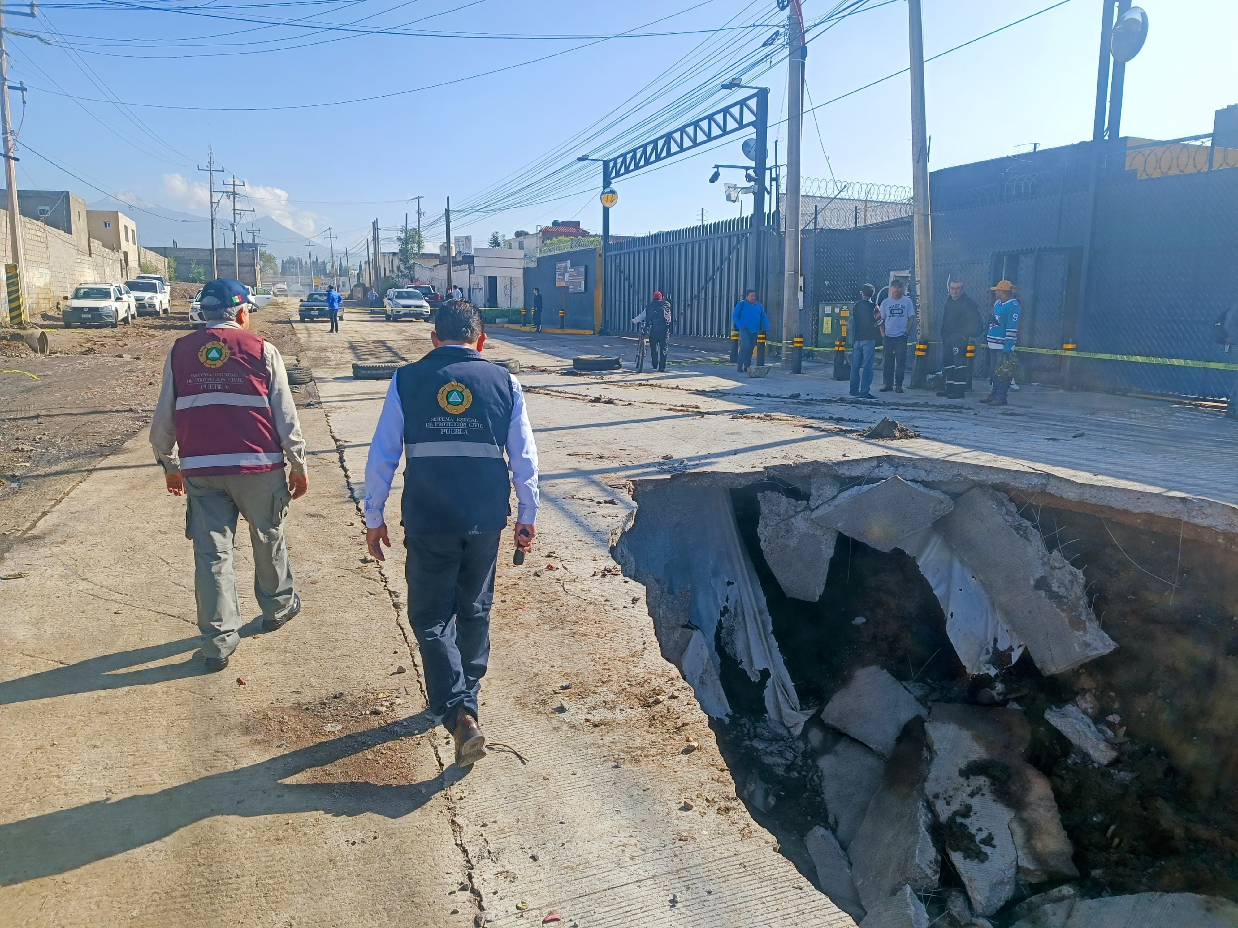 El tractocamión se produjo durante la tarde noche del viernes. Foto: X: @PC_Estatal