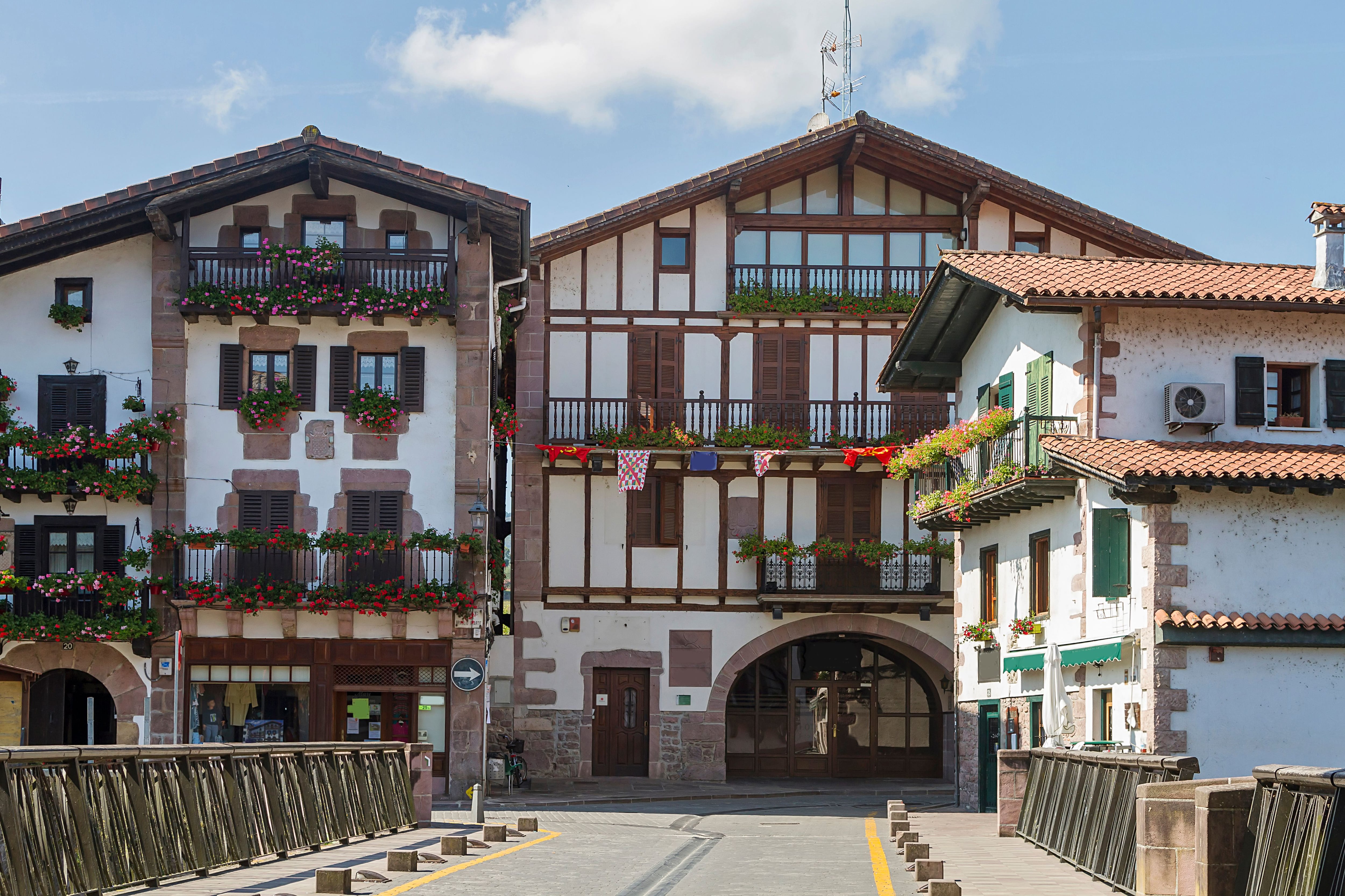 Elizondo está repleto de preciosas casas antiguas y palacetes. (Shutterstock España)