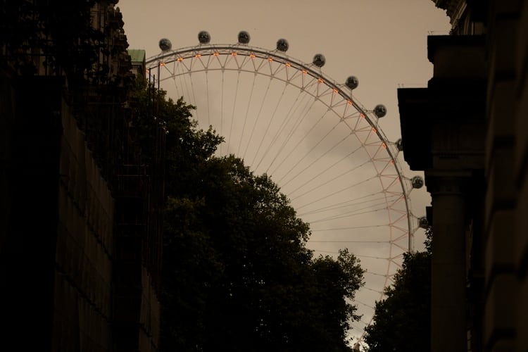 El London Eye se convirtió en uno de los principales atractivos turísticos de la ciudad inglesa (REUTERS/Mary Turner)