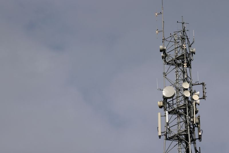 Ushuaia se sumó a las ciudades que prohíben la tecnología 5G. (REUTERS / Pascal Rossignol)
