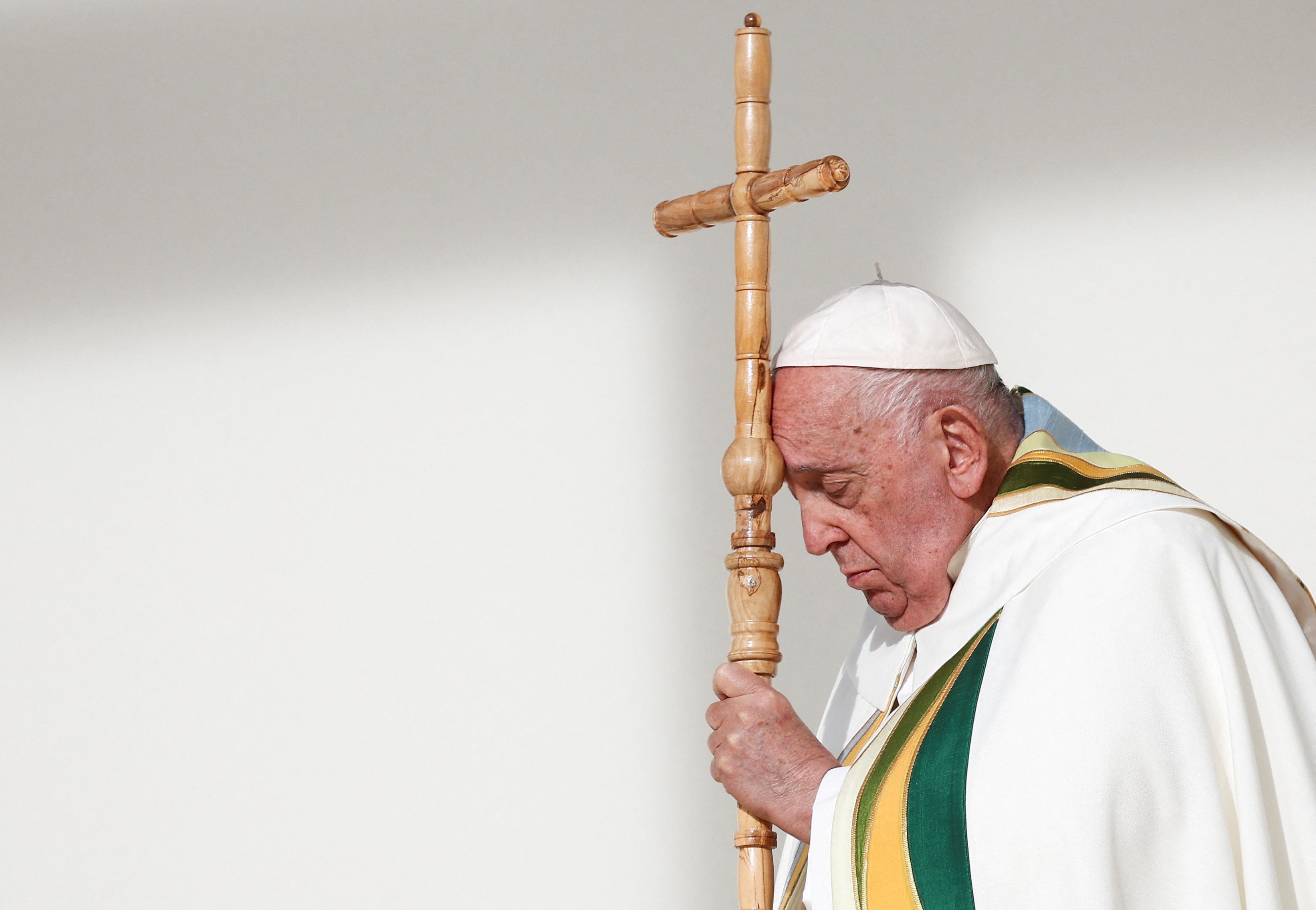 El papa durante la misa este domingo en Bruselas (REUTERS/Guglielmo Mangiapane)