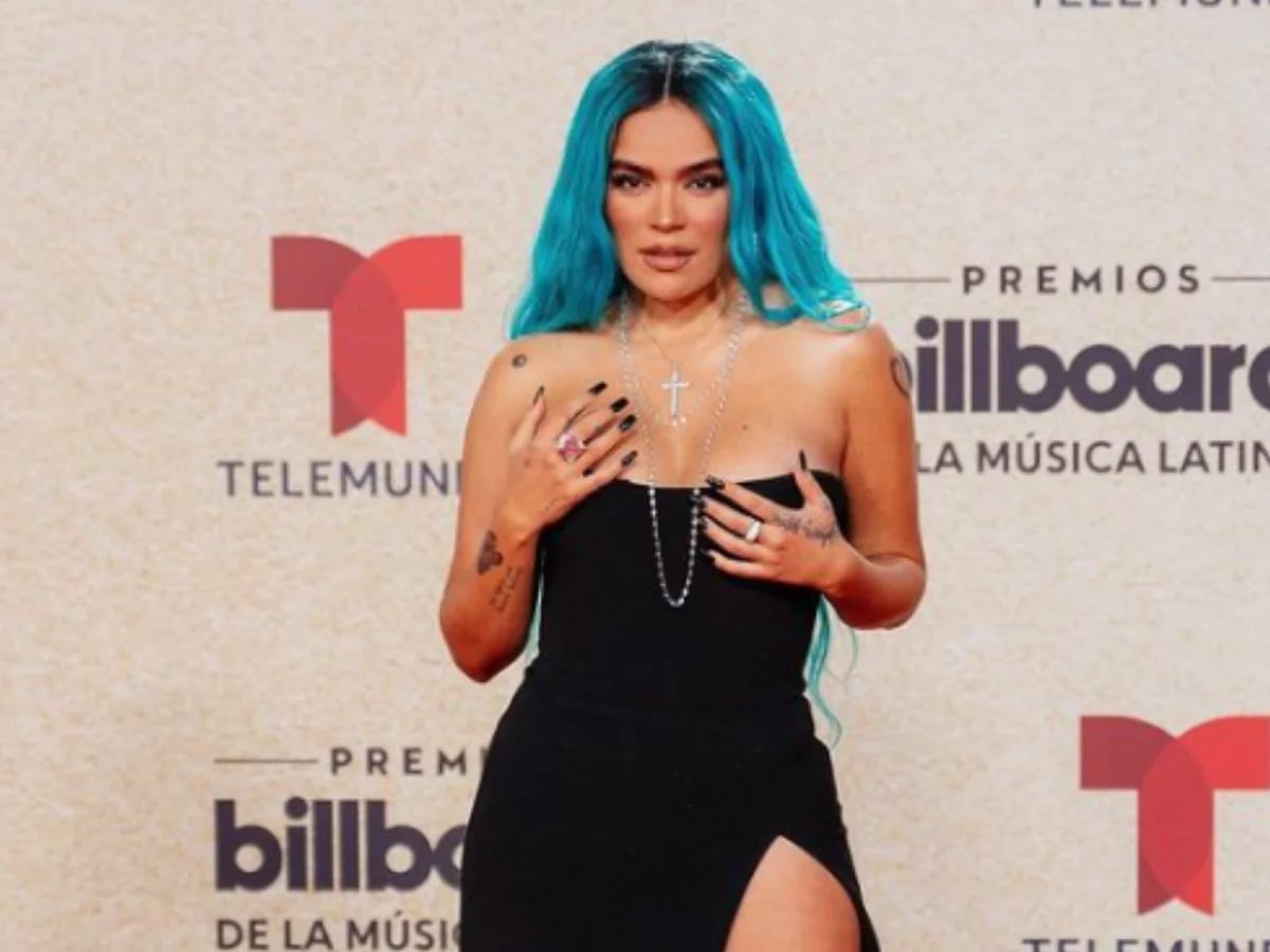Karol G ganha prêmio de Melhor Artista feminina latina no Billboard Music  Awards2021 - Jornal de Brasília