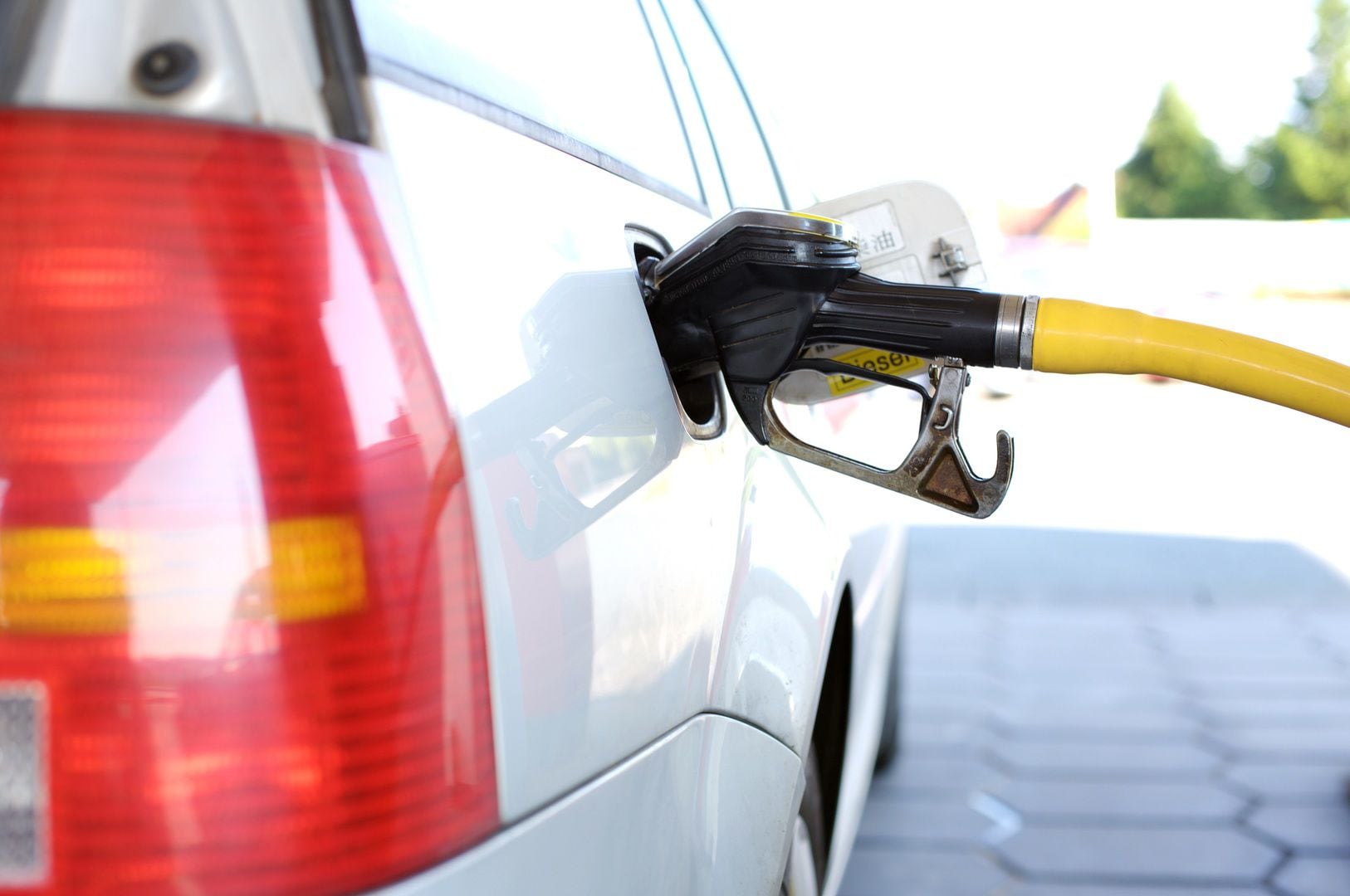 Los autos a gasolina han perdido cierta tendencia de compra debido al alza de combustibles en el mundo. (Foto: Pxhere)