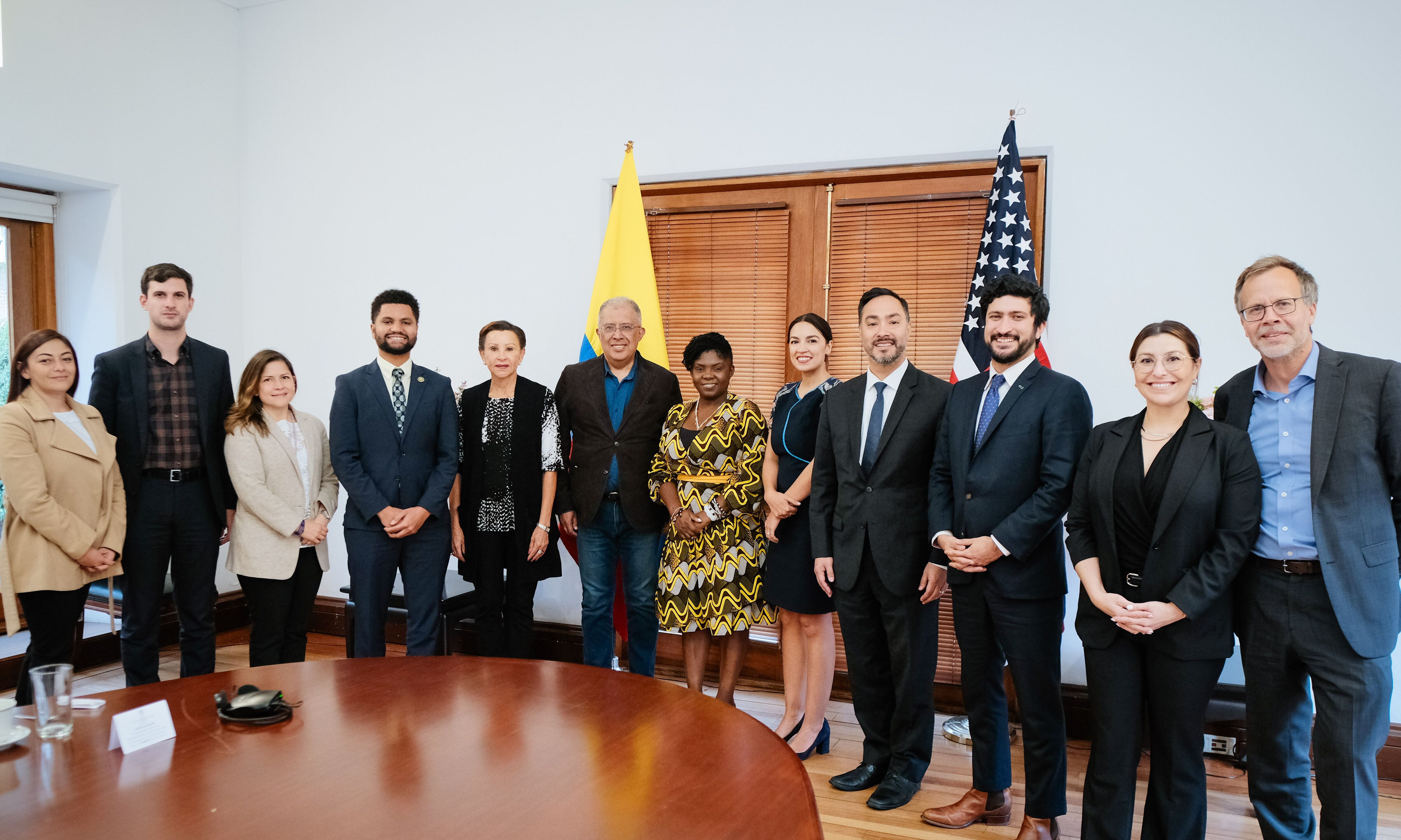 El encuentro se realizó un día antes de la cumbre con el presidente Gustavo Petro.
Foto: Vicepresidencia.