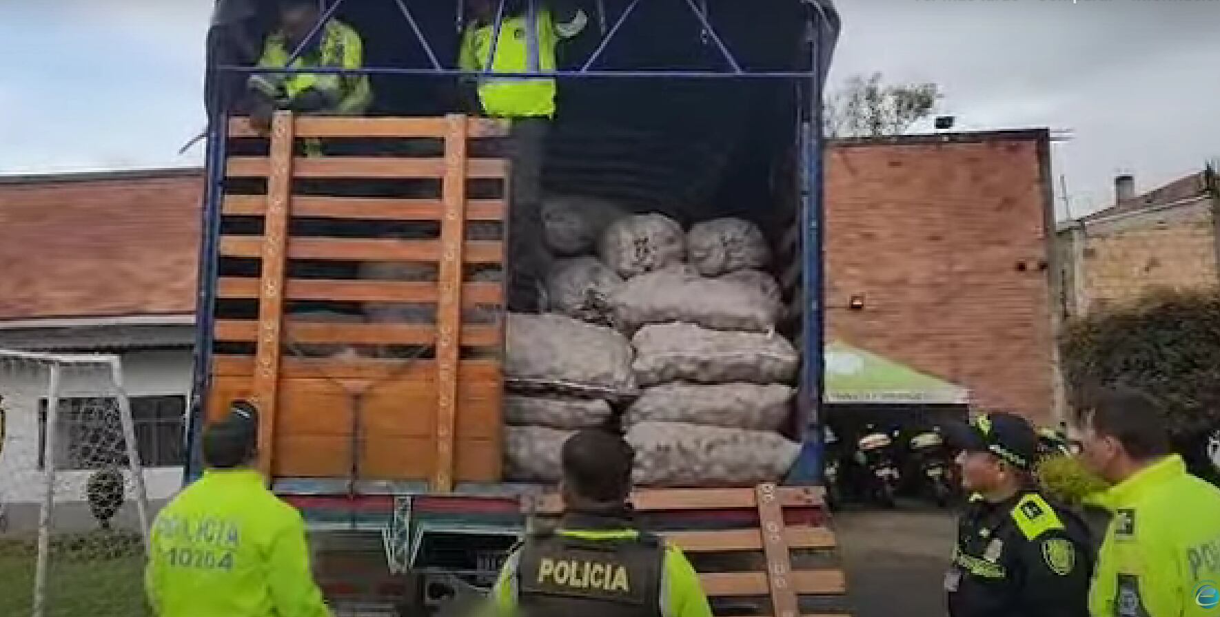 Pico Y Placa En Bogotá Restricciones Vehiculares Para Hoy 7 De Junio Infobae 1829