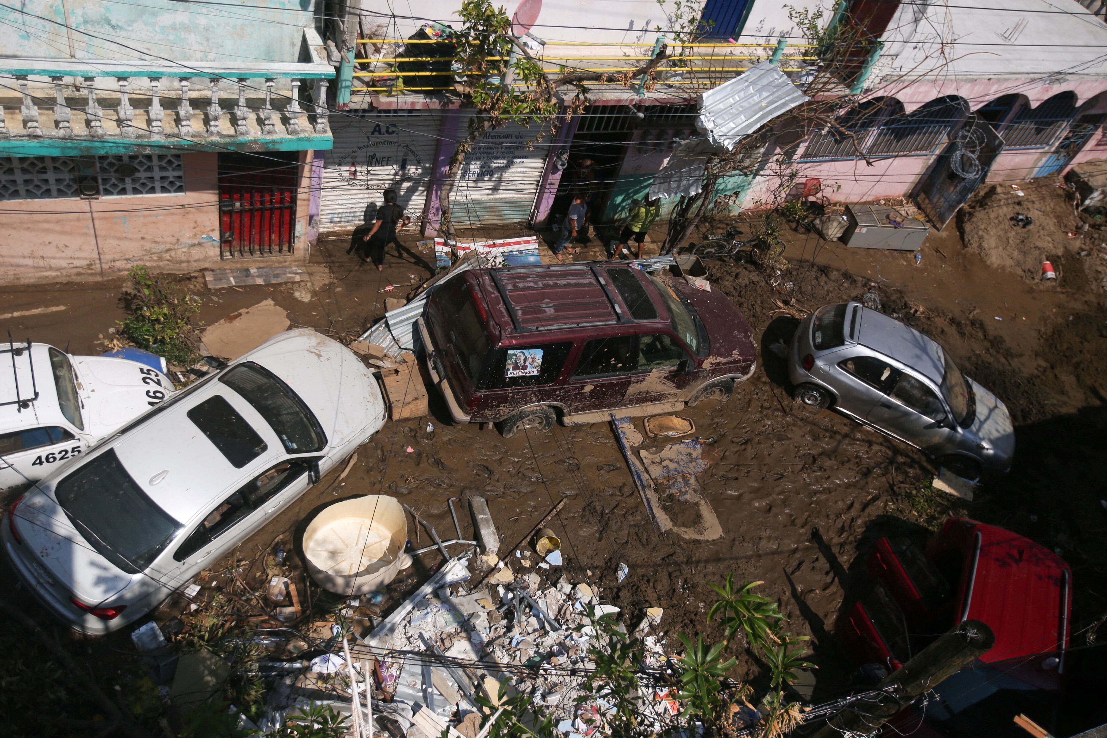 Se realiza un censo para conocer el daño por el huracán REUTERS/Quetzalli Nicte-Ha