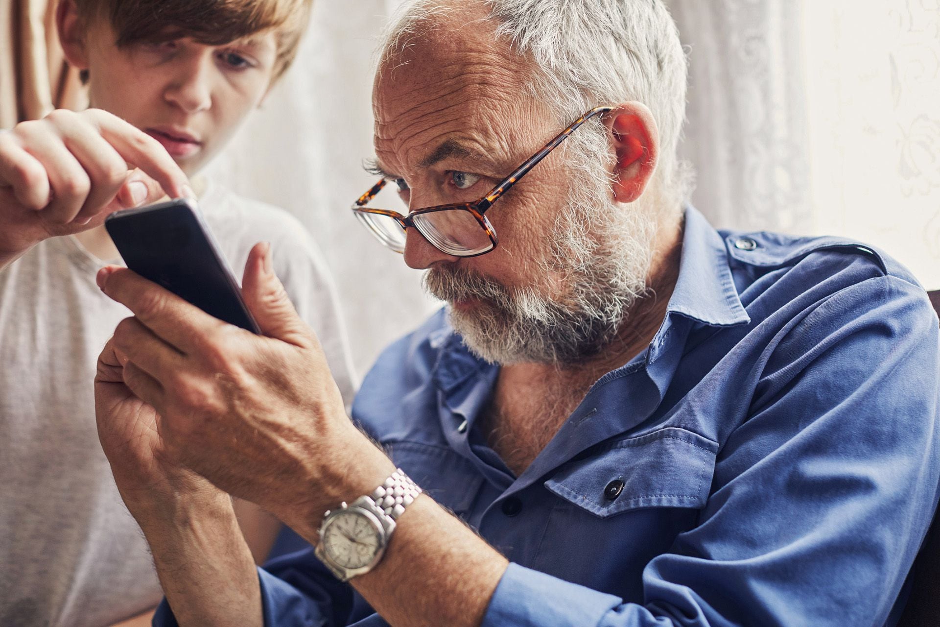 Gracias a la tecnología se puede aprender a través de diversos medios como: cursos, MOOCs, audiolibros, etc. (Getty)