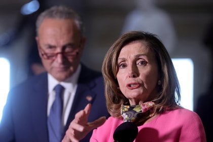 Los demócratas Nancy Pelosi y Chuck Schumer (Reuters)