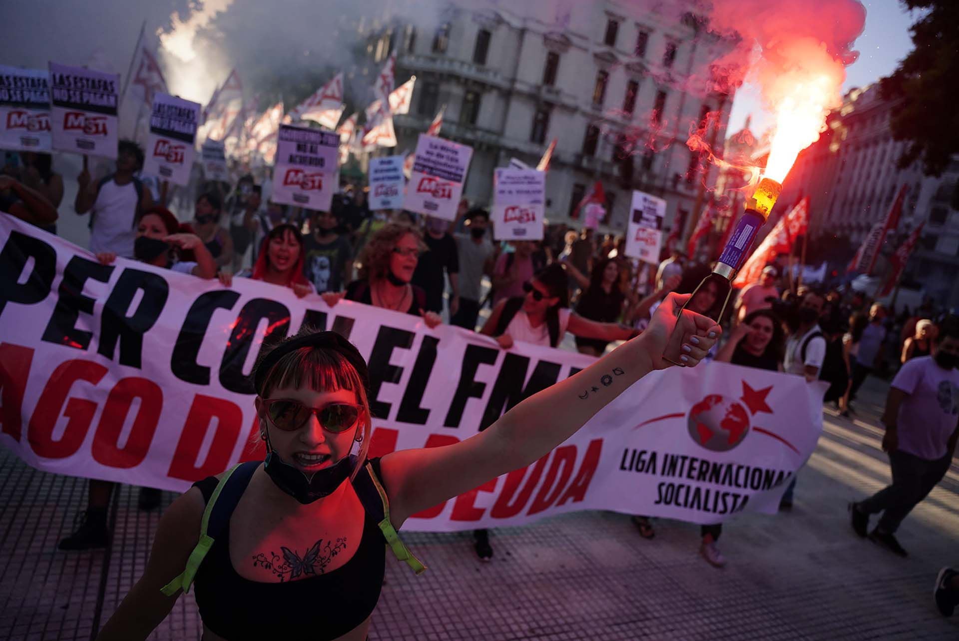 Marcha Izquierda contra FMI 8/2/22 obelisco