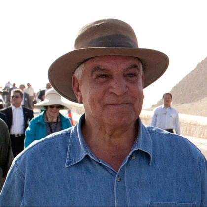 El egiptólogo de renombre mundial y exministro de Antigüedades Zahi Hawass, quien encabeza las excavaciones, destacó que encontrar la tumba de Nefertiti sería “el mayor descubrimiento del siglo XXI” Foto: (The Official White House)