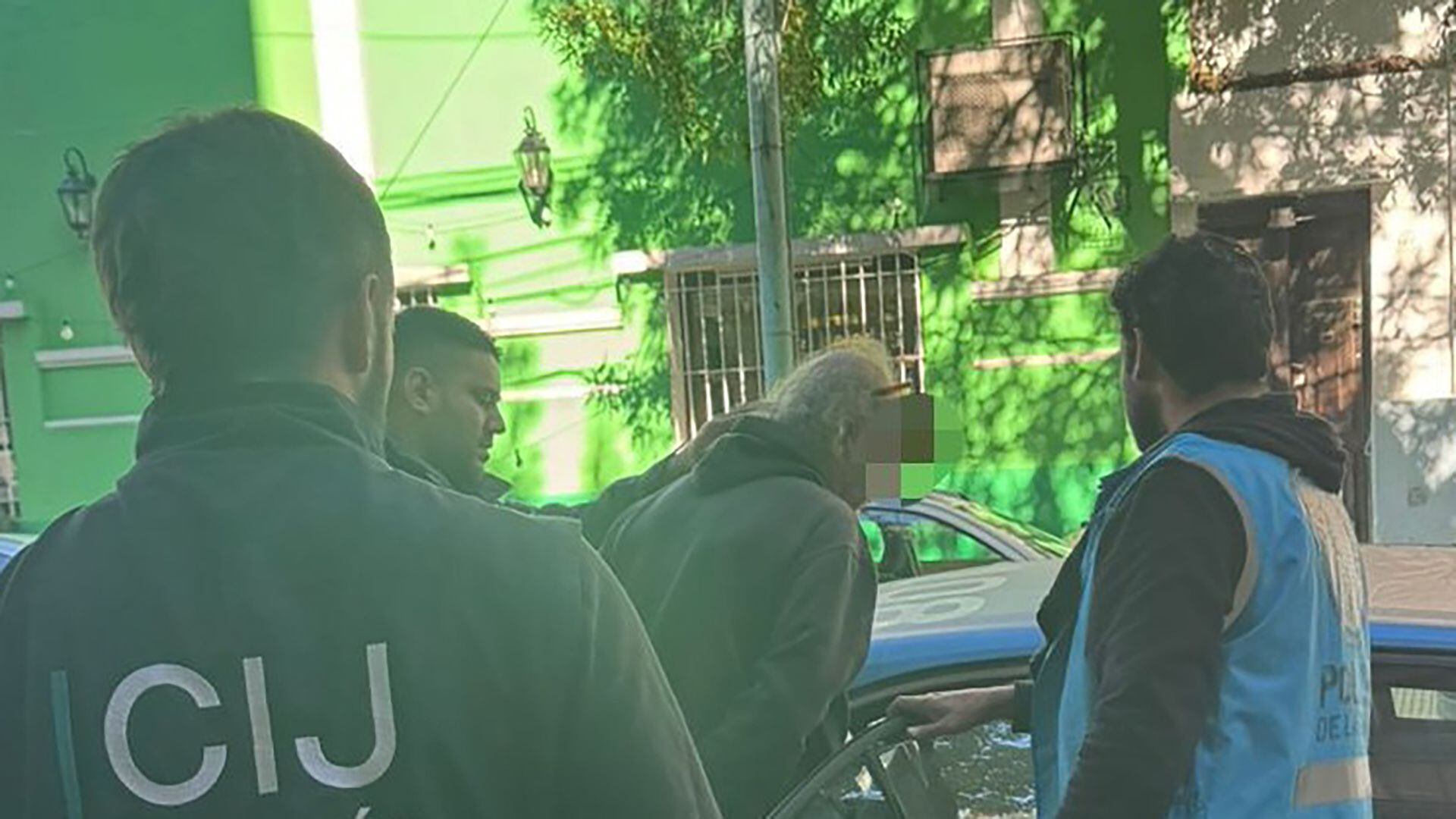 ABUELO PEDOFILO PARQUE CHACABUCO CIJ POLICIA CABA