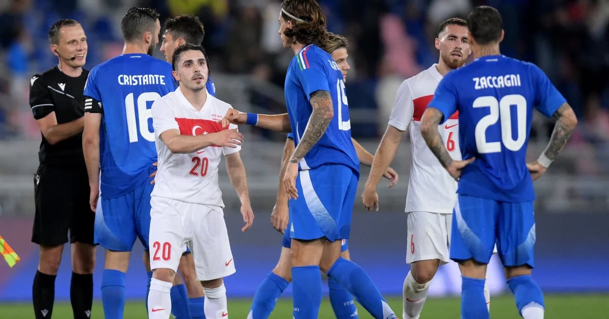 A Itália não conseguiu vencer a Turquia e Portugal venceu a Finlândia: amistosos 10 dias antes do início do Euro