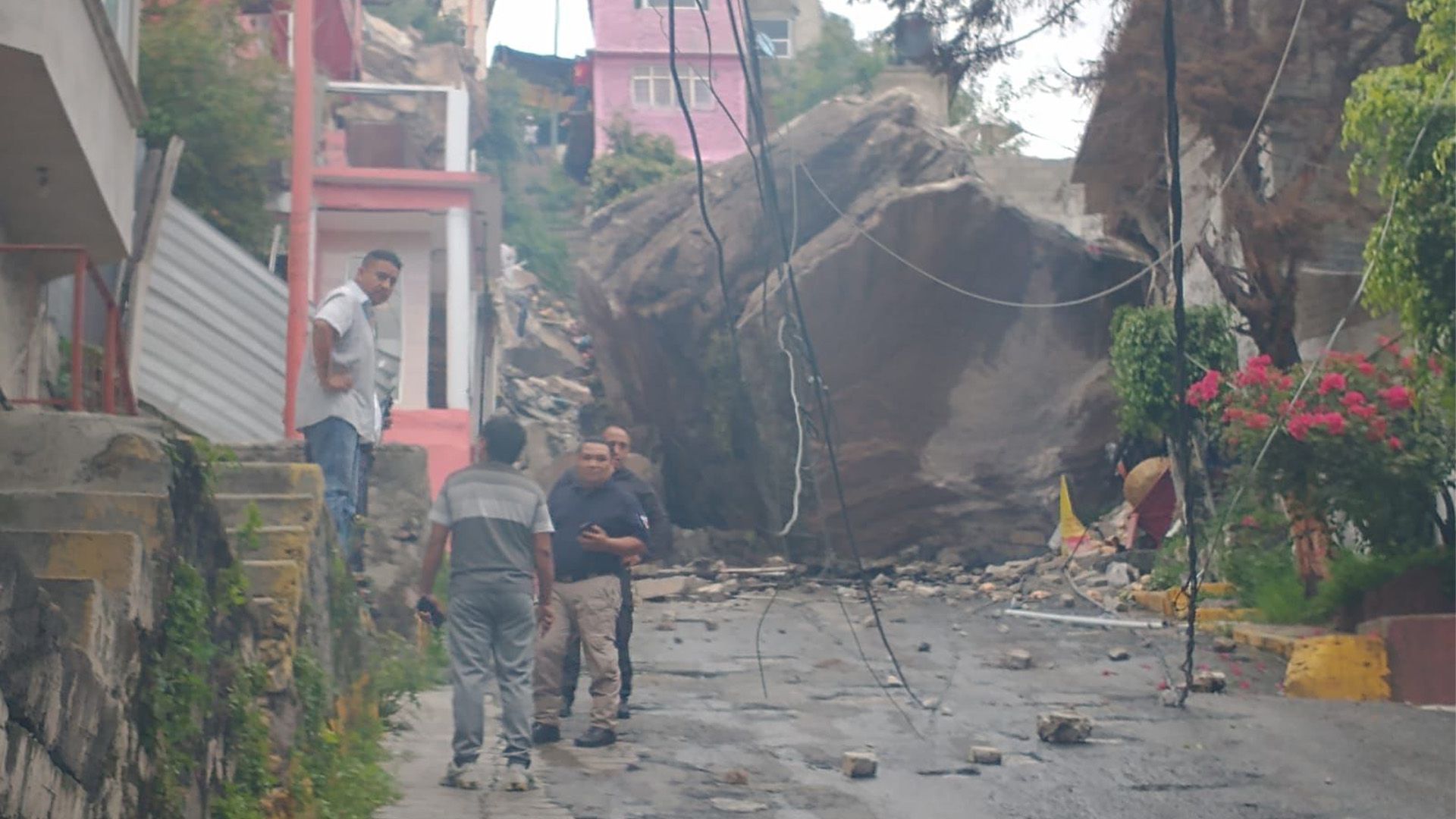 desgajó cerro de Chiquihuite en la CDMX  (Foto: Twitter@Gob_Tlalne)