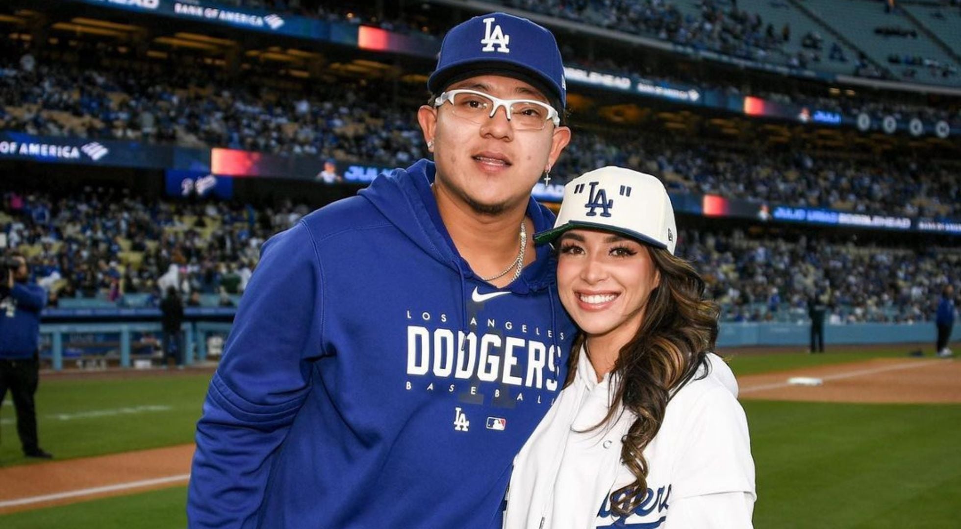 Quién es Daisy Pérez? Ella es la novia de Julio Urías, jugador de los  Dodgers, acusado de violencia doméstica - Infobae