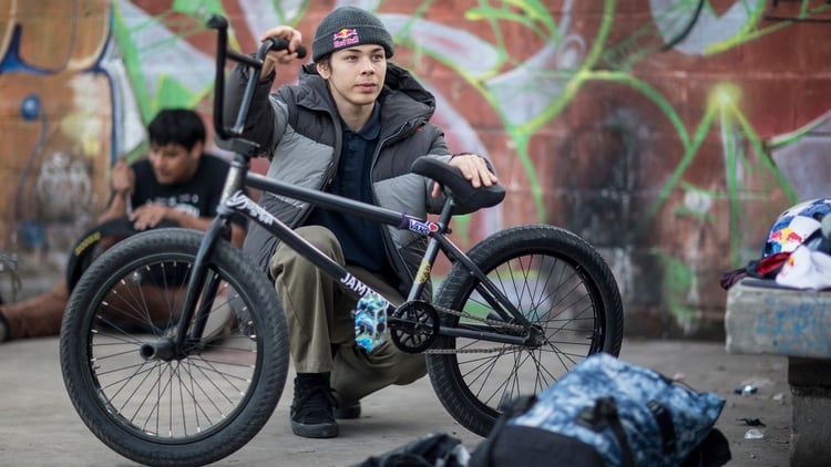 En el robo, los delincuentes se llevaron la bicicleta negra con la que Iñaki Mazza ganó la medalla de oro en los JJ.OO de la Juventud (AP)