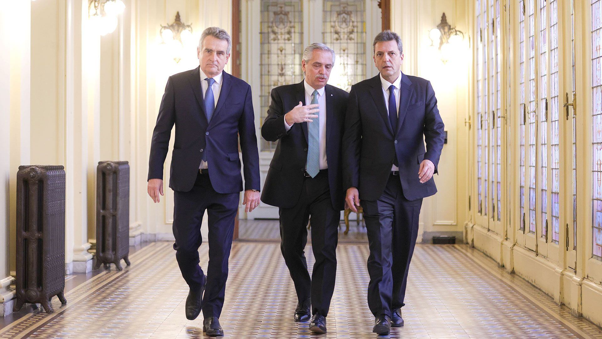 Reunión-de-Gabinete-Alberto-Fernández,-Sergio-Massa-y-Agustín-Rossi