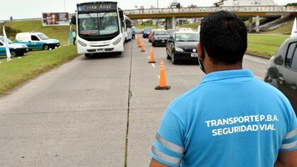 En la provincia de Buenos Aires, el exceso de velocidad podrá costar entre $11.985 a $79.900. 