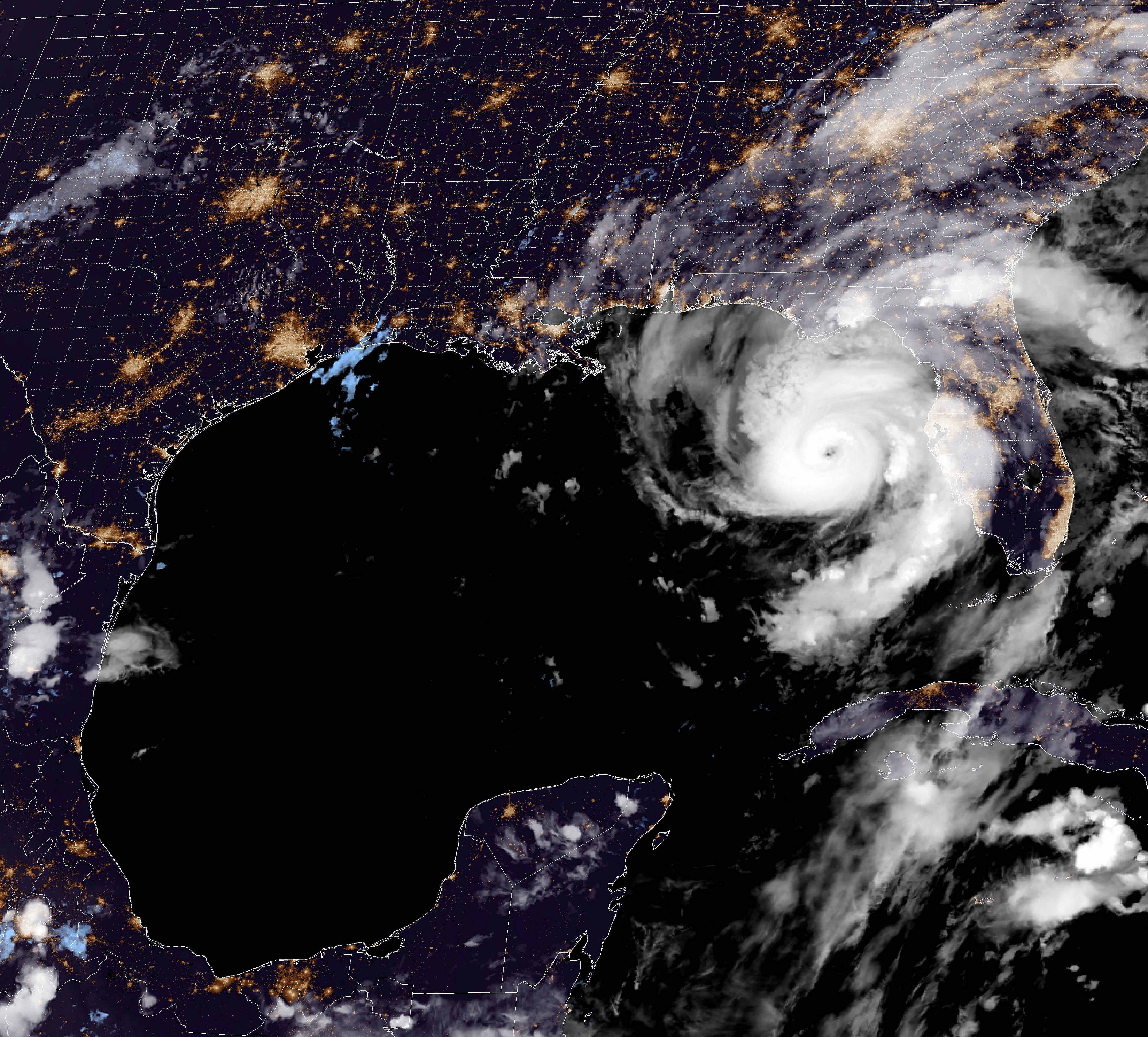 Conforme avancen los meses, la llegada de los frentes fríos es inevitable. 
Foto: Europa Press/Contacto/Nesdis/Star/Noaa
