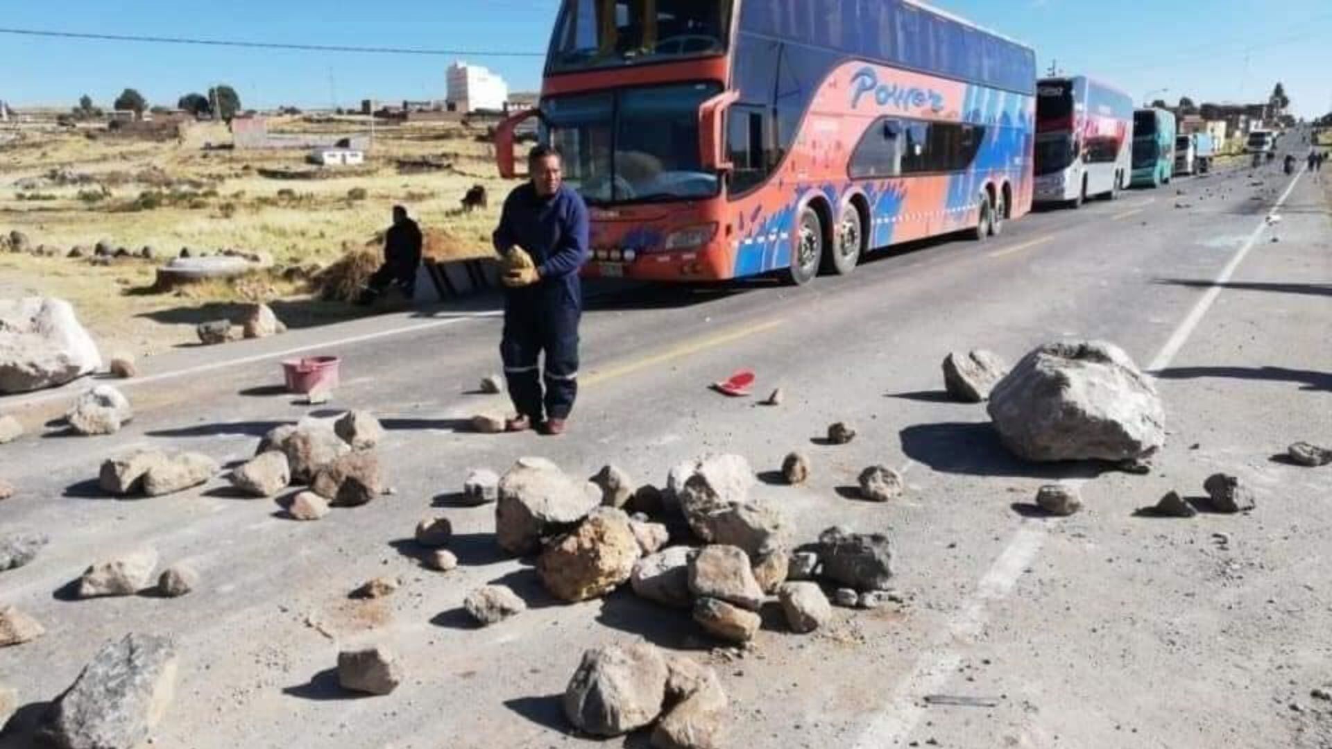 Gremios de transporte de carga pesada de todo el Perú acatan paro indefinido por promesas incumplidas del gobierno (Imagen referencial)| Andina