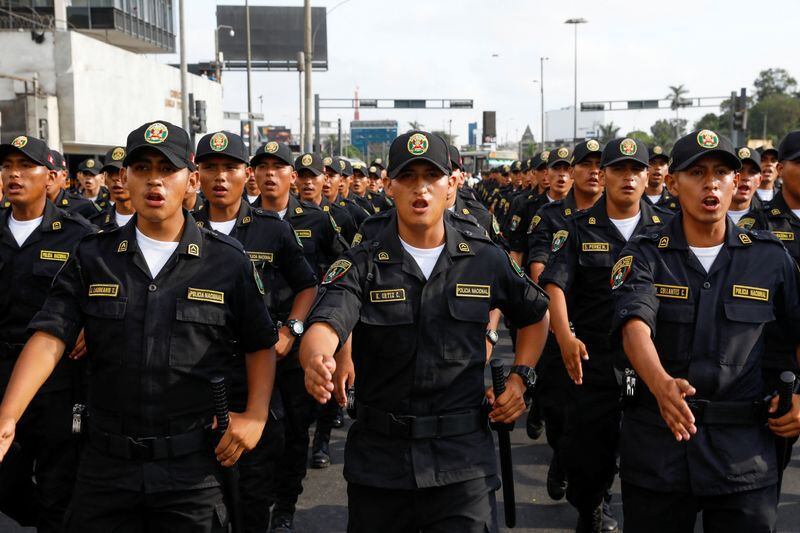 La PNP, parte integral del Ministerio del Interior, ha generado un notable interés entre los jóvenes peruanos. REUTERS/Alessandro Cinque/Archivo