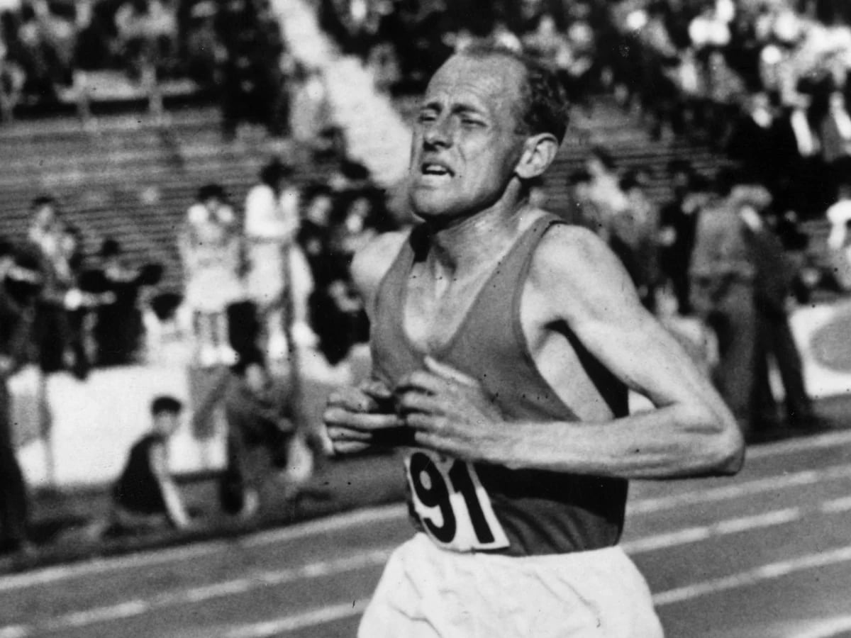La increíble historia del corredor más famoso del mundo que el comunismo  quiso sumergir en el olvido - Infobae