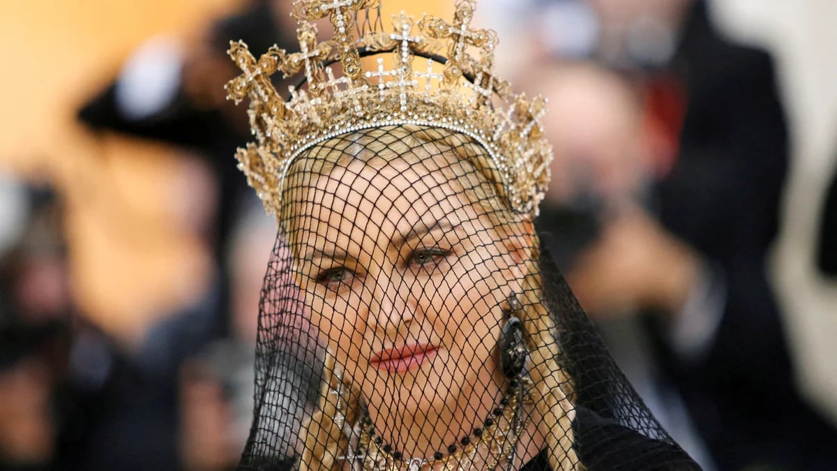 Las ocho veces que Madonna sorprendió con su look disruptivo en la Met Gala