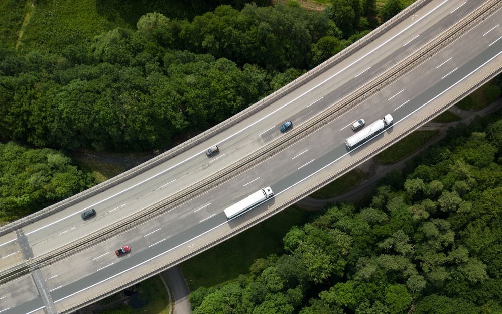 La BR-317 juega un rol fundamental para la conexión entre Brasil, Perú y Bolivia, terminando en la triple frontera que comparten los tres países (Foto: Shutterstock)