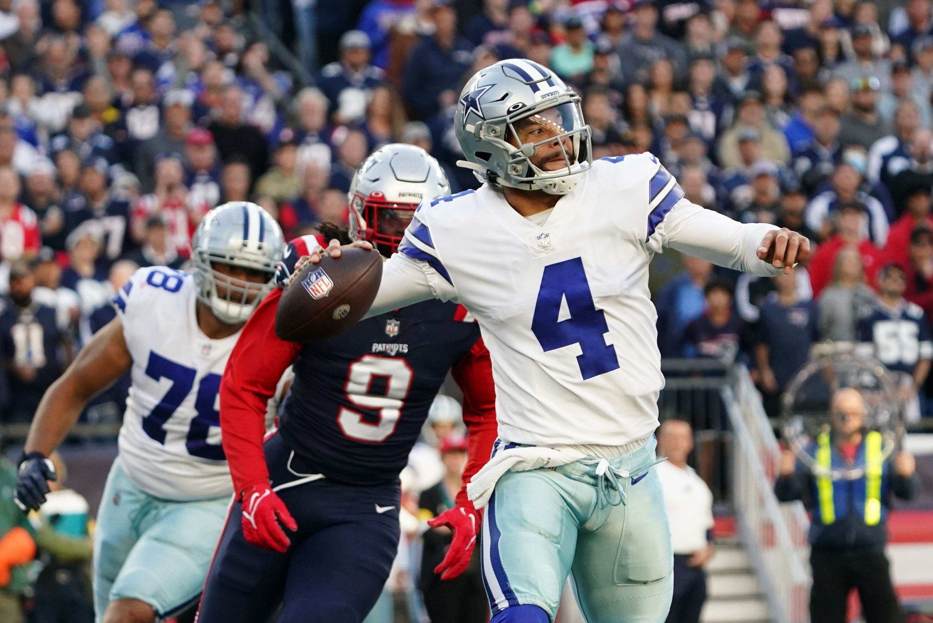 Cowboys dominan el juego contra Patriots