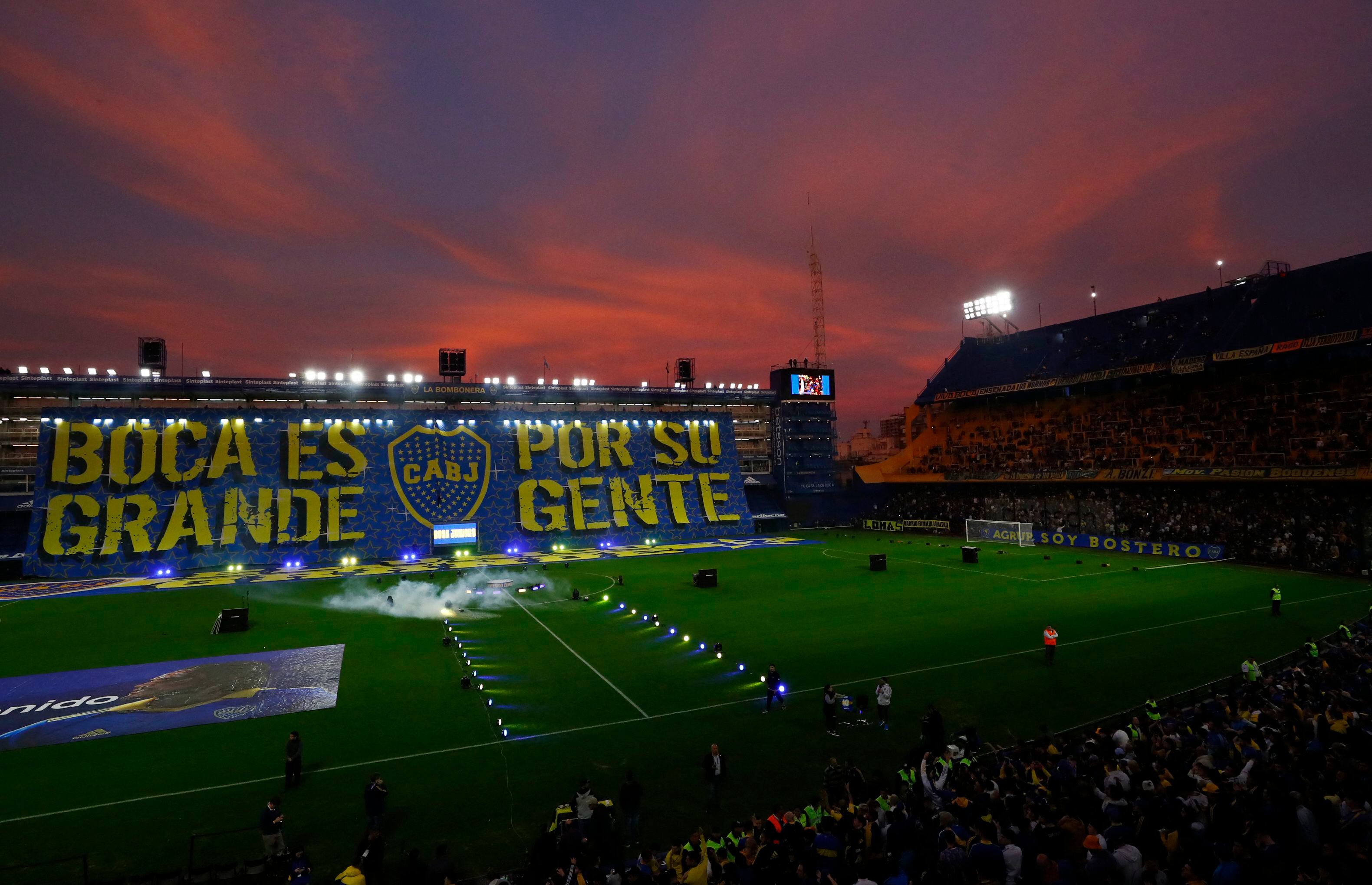 La Bombonera espera la presentación de Edinson Cavani (REUTERS/Agustin Marcarian)