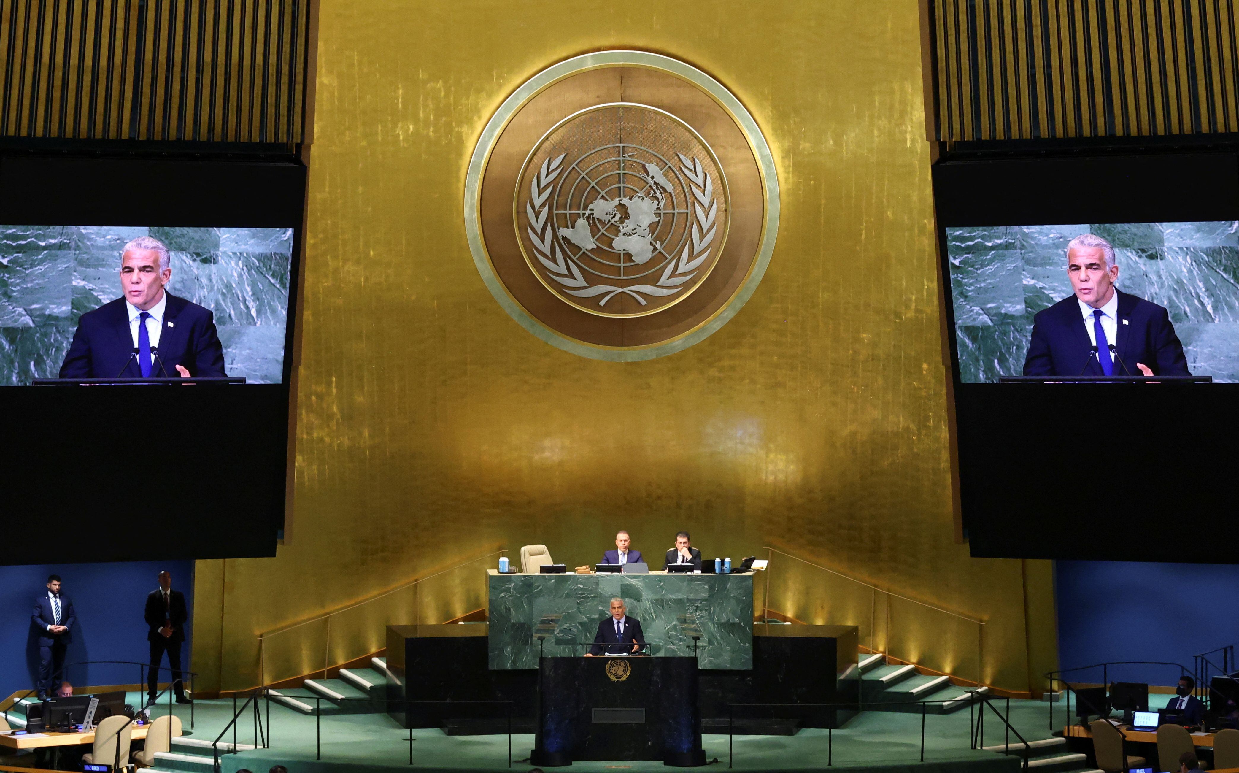 El primer ministro de Israel, Yair Lapid, se dirige al 77° período de sesiones de la Asamblea General de las Naciones Unidas en la sede de las Naciones Unidas en la ciudad de Nueva York, EEUU, el 22 de septiembre de 2022 (REUTERS/Mike Segar)