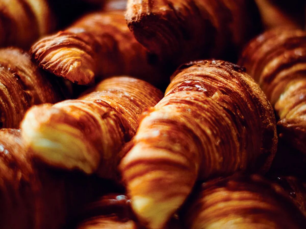 AC gourmet - ¿Ya conoces nuestro nueva barra de pan de croissant 🥐? La  receta francesas clásica del croissant hecha barra de pan 🍞🤤 Se  convertirá en tu favorita con esas capas