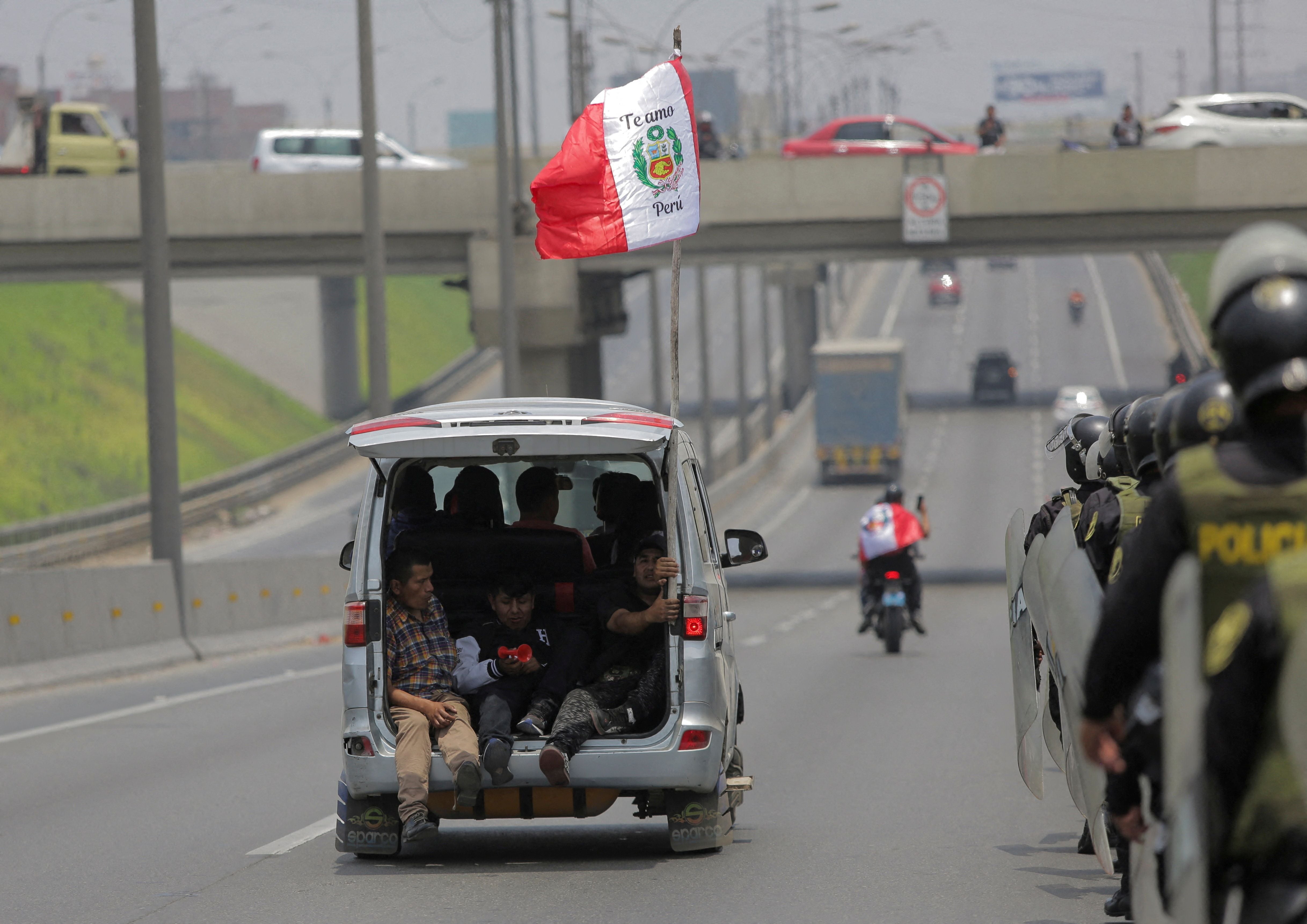 Movilizaciones se esperan en Lima y regiones por el paro nacional de este 23 de octubre. REUTERS/Gerardo Marin