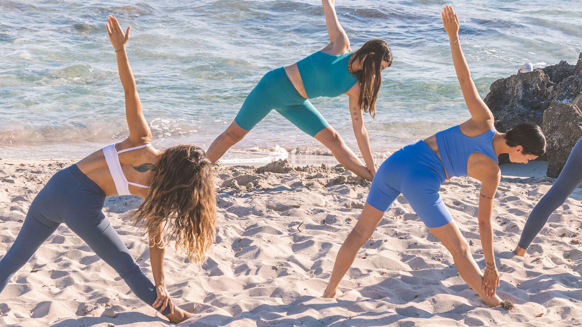 Clases-y-retiros-de-yoga-en-lugares-como-Ibiza-y-Formentera,-dos-de-las-islas-más-bellas-de-España-(2)