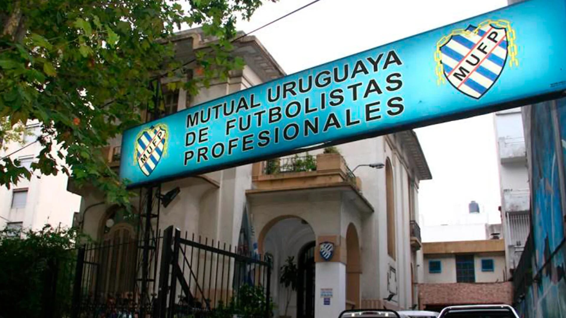 Liga de Uruguay anuncia paro indefinido hasta que eleven sueldos a