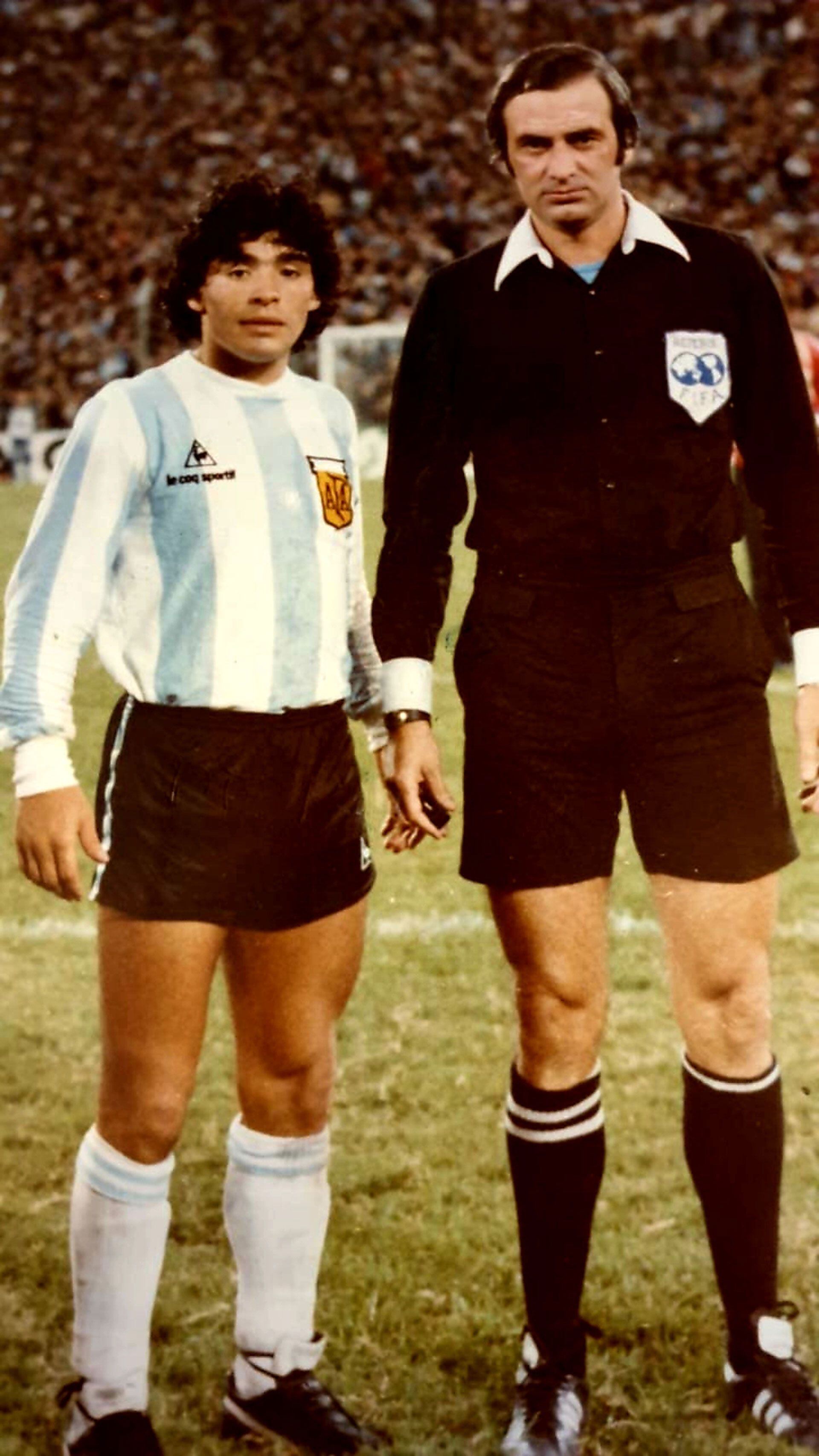 Las Memorias De Pichi Loustau Uno De Los árbitros Más Emblemáticos Del Fútbol Argentino Por 2406