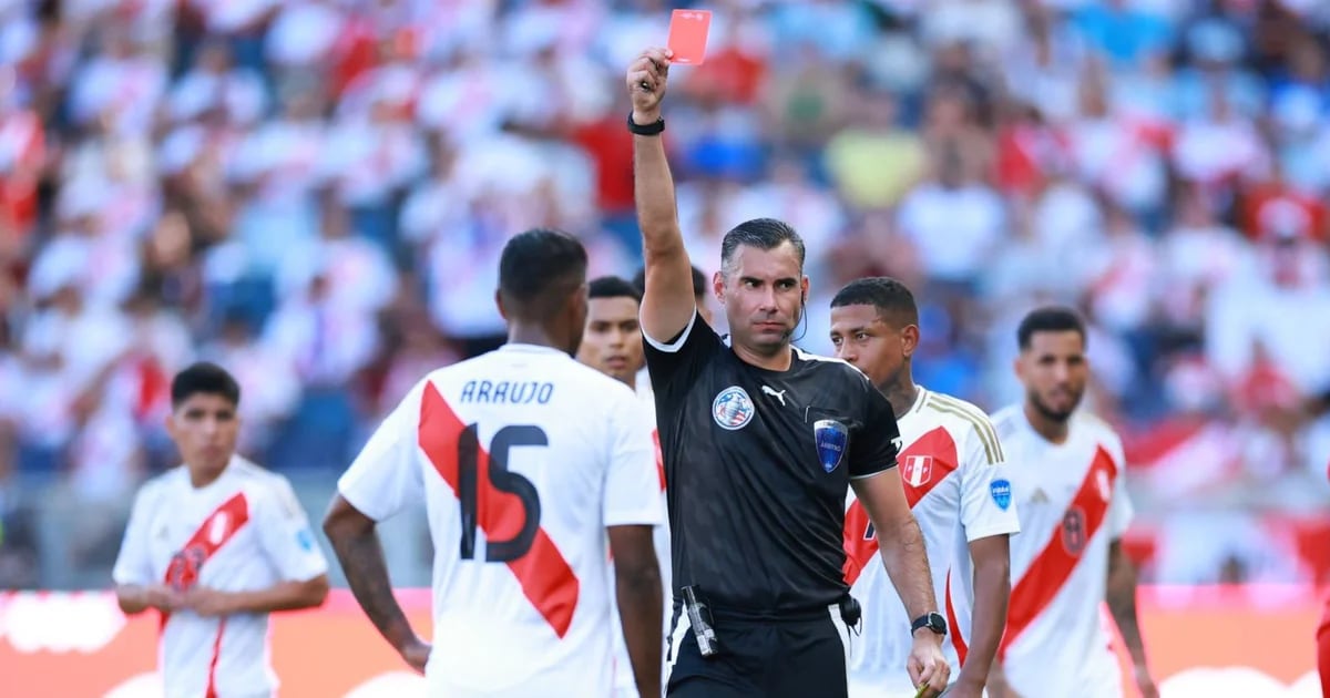 Miguel Araujo has come forward and defended himself against criticism after his sending off during Peru v Canada at the 2024 Copa America: “We have to be brave”
