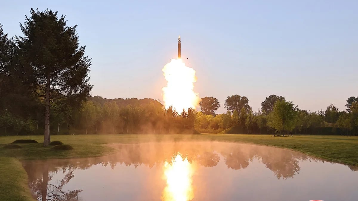 El régimen de Corea del Norte realizó un nuevo lanzamiento de un misil balístico