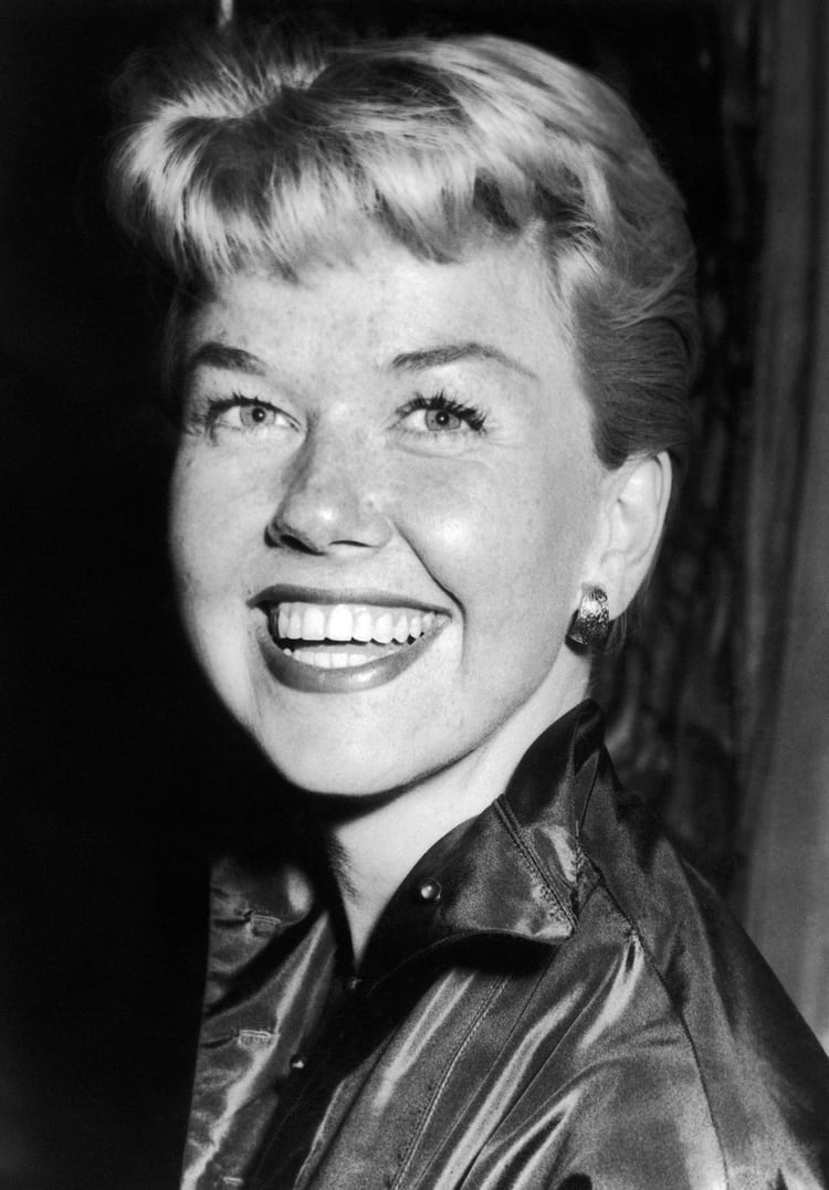 La actriz y cantante Doris Day muiró a los 97 años   Doris Day Animal Foundation confirmó que falleció rodeada de amigos cercanos en su casa de Carmel Valley, California (AP Photo)