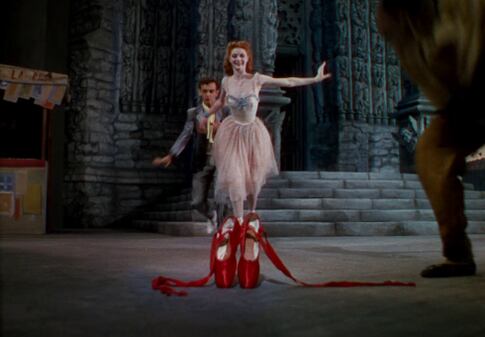 Moira Shearer como Victoria Page en una escena de 'Las zapatillas rojas'