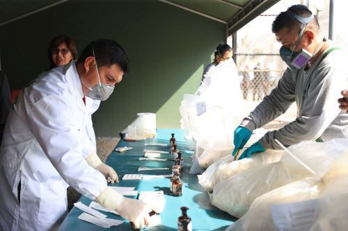 Incineran más de 20 toneladas de droga. (Foto: Andina)