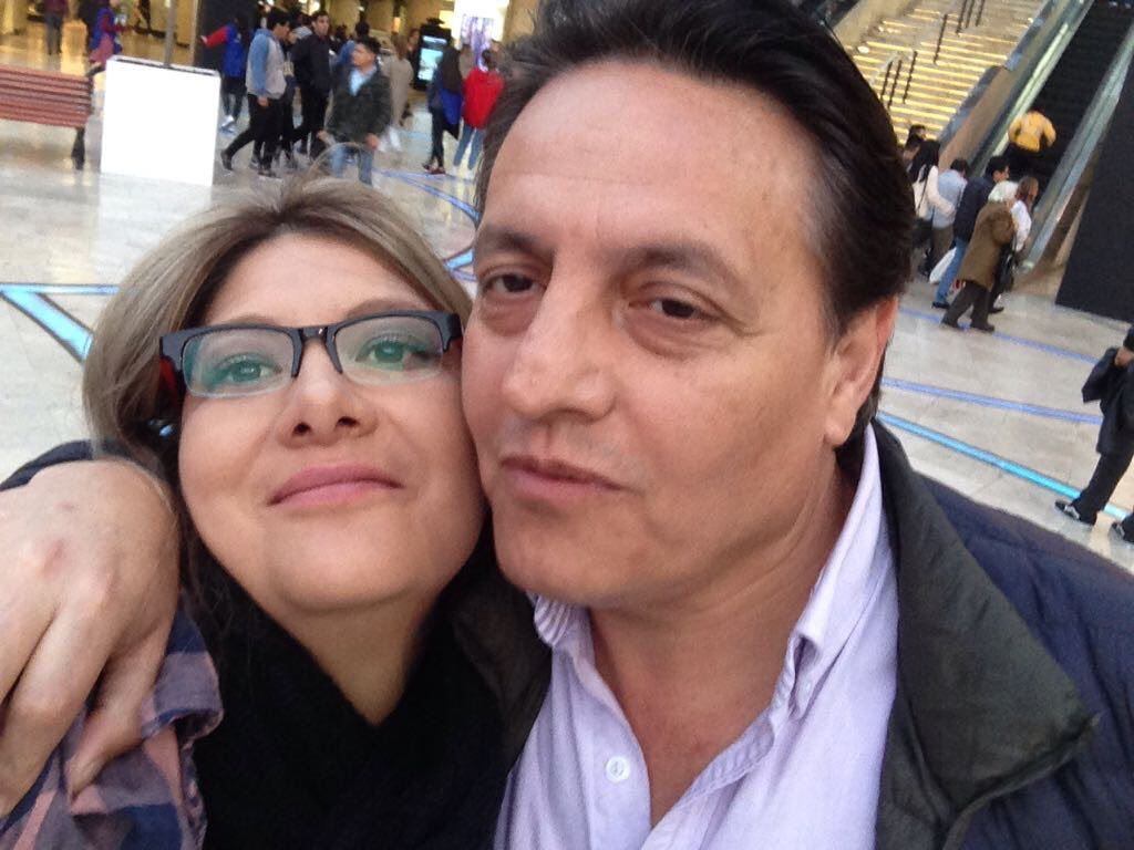 Verónica Sarauz, esposa de Fernando Villavicencio, recordó la persecución durante el gobierno de Rafael Correa. (Twitter/ Verónica Sarauz)