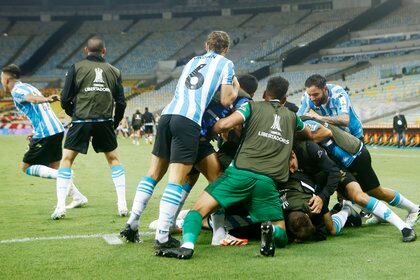 Racing jugará en la instancia de cuartos de la Copa Libertadores con el ganador del cruce entre Boca e Internacional de Porto Alegre (Bruna Prado/Pool via REUTERS)