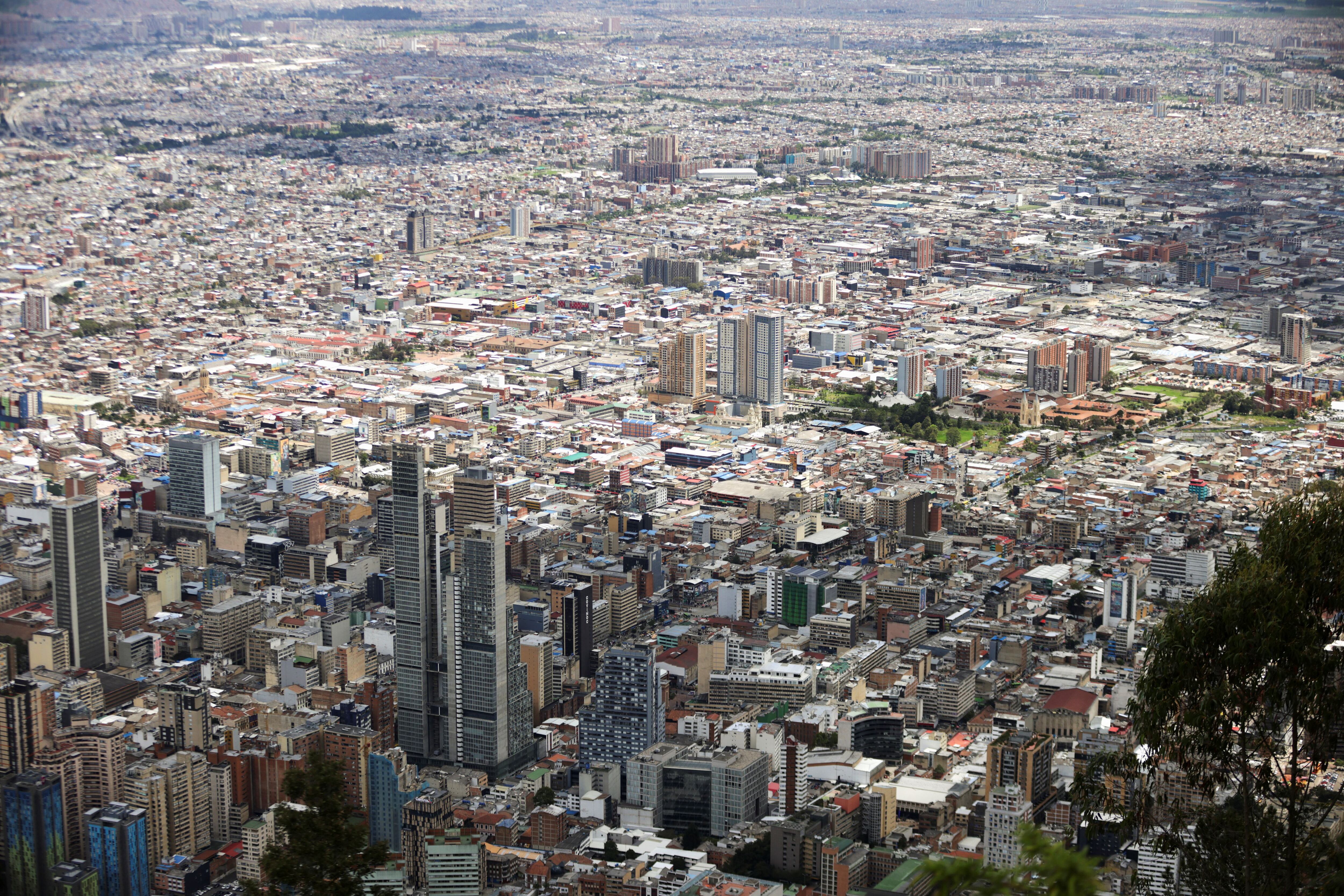 Una panorámica general de Bogotá, desde Monserrate - crédito Luisa Gonzalez/Reuters