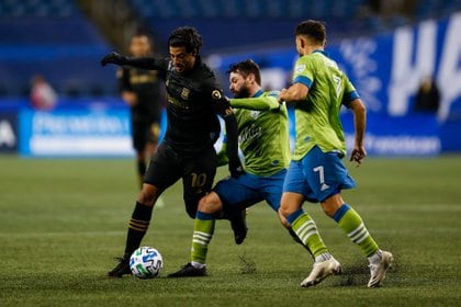 El trío de Seattle anotó tres goles mientras Saunders avanzaba a las semifinales de la Conferencia Oeste.  Se enfrentarán al FC Dallas la próxima semana.  (Crédito: Jennifer Buchanan-USA Today Sports)