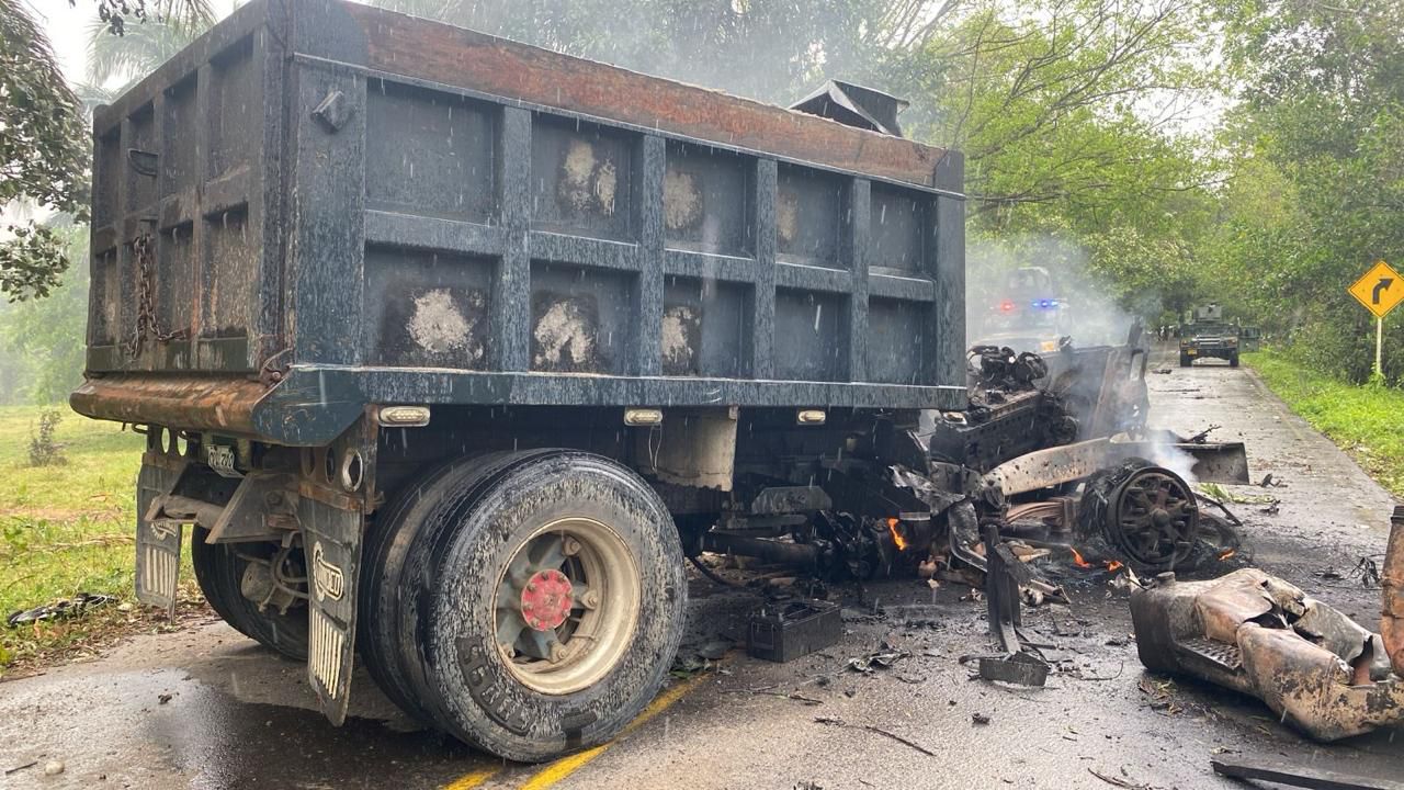 Este 17 de septiembre, el departamento de Arauca sufrió un ataque con explosivos contra una base militar en Puerto Jordán, atribuido al ELN - crédito @COMANDANTE_EJC/X