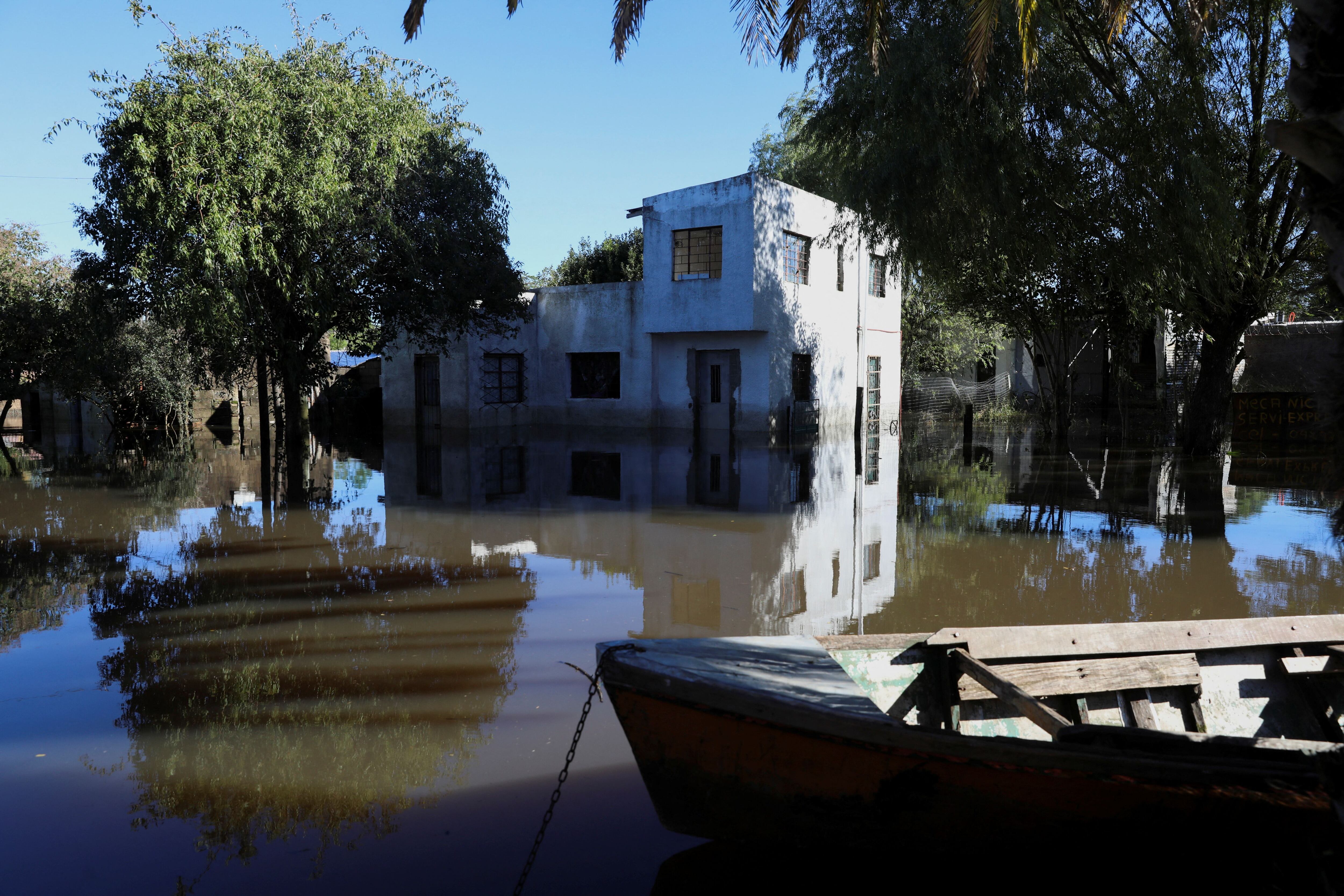 Las inundaciones también afectan al norte de Uruguay/ REUTERS/Rodrigo Viera