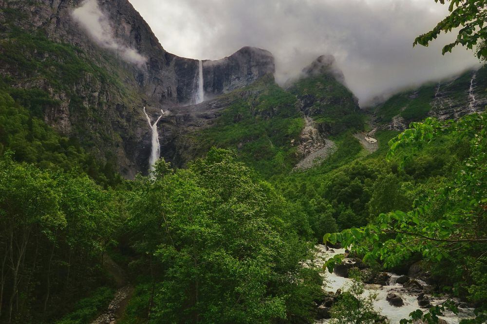 Cascada de Mardalsfossen, en Noruega (Shutterstock).