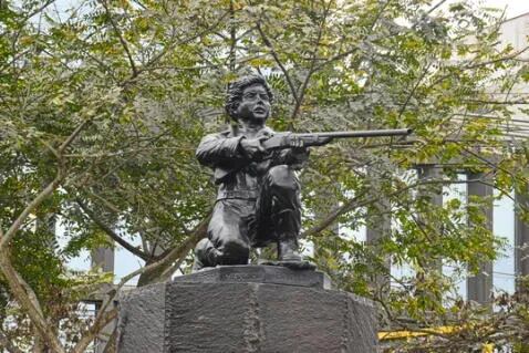 Estatua se ubica en el en el Parque Reducto No. 2.