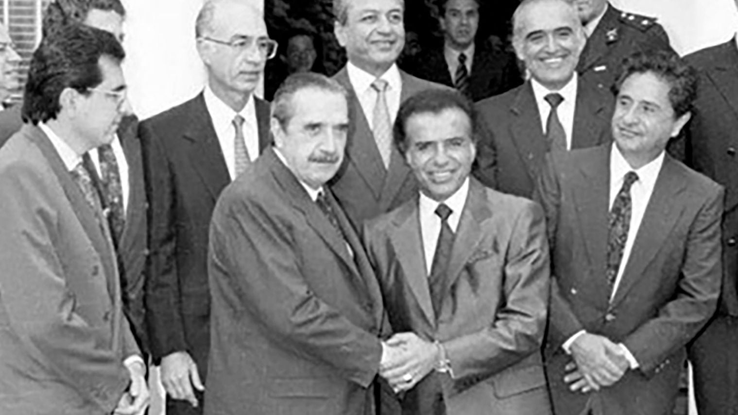 Carlos Menem y Raúl Alfonsín durante el "Pacto de Olivos"